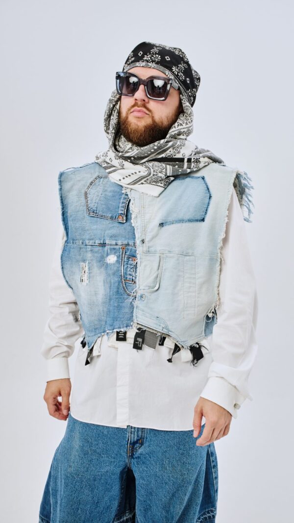 Жилет с бирками